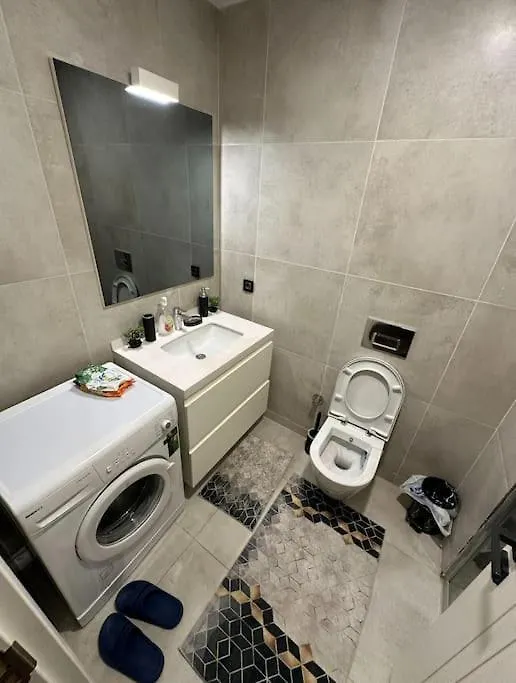 33 Floor Cozy Central With Balcony Gym Pool 伊斯坦布尔